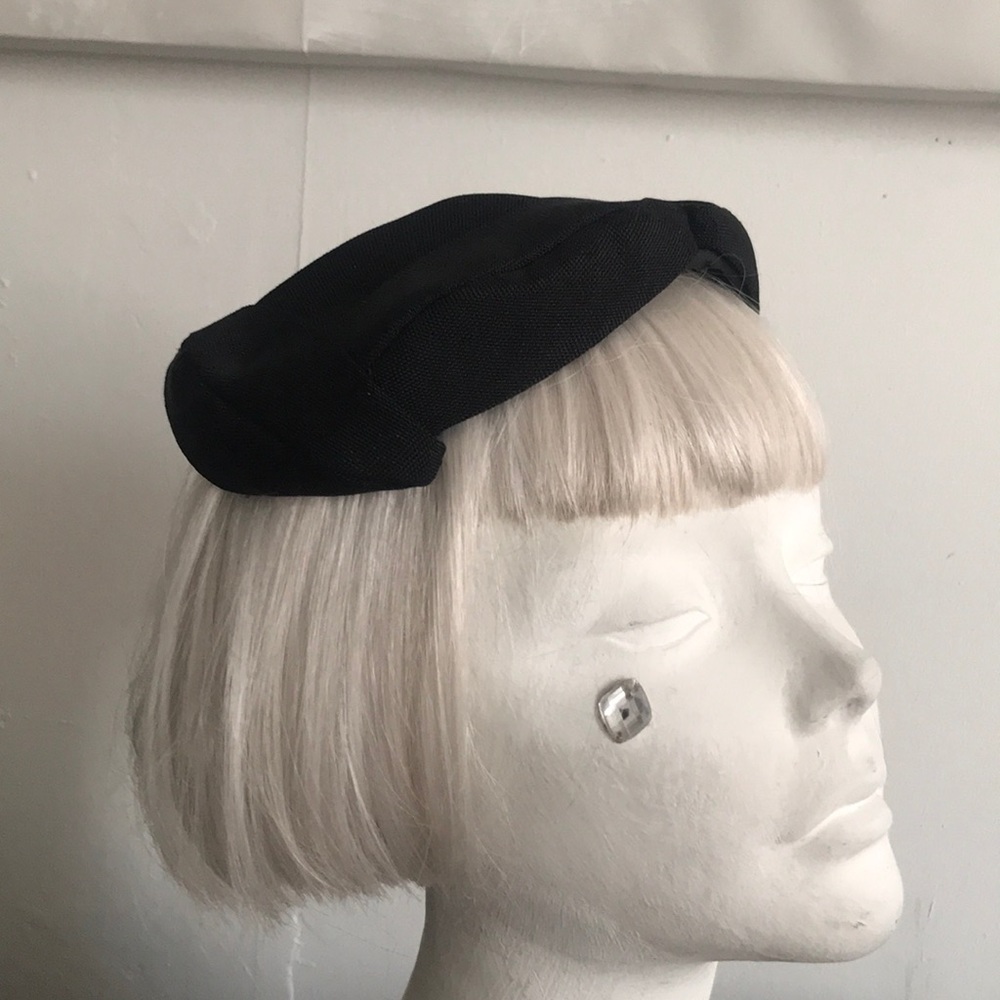 Vintage black hat